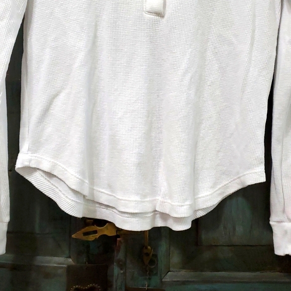 Michael Stars Amina Henley Shirt, Size Small, NWOT - Picture 8 of 10